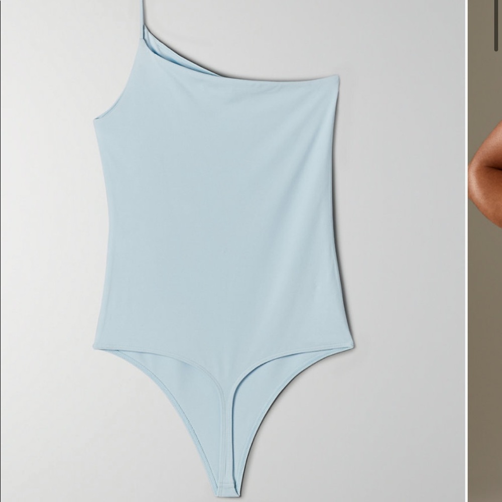 ISO Aritzia bodysuit!